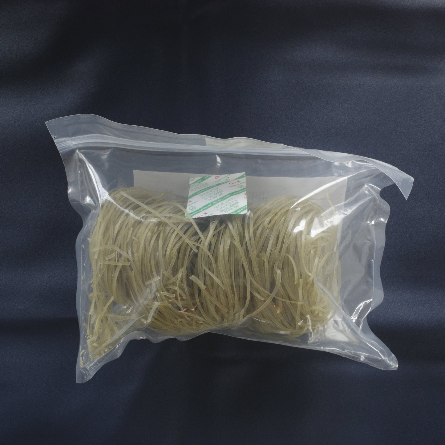 Moringa brown rice noodle (玄米モリンガヌードル)