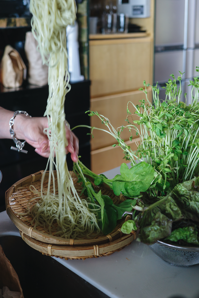 Moringa brown rice noodle （玄米モリンガヌードル）